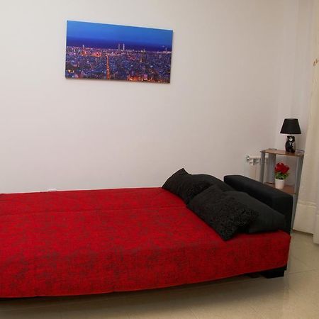 Apartamentos Navas Barcelona Luaran gambar