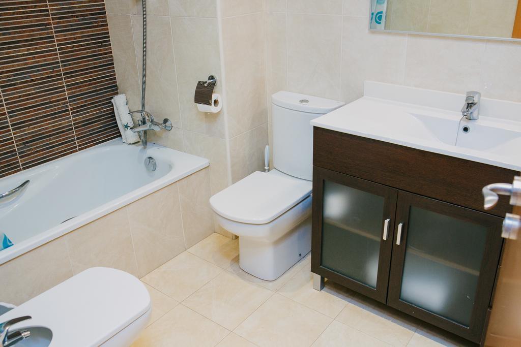 Apartamentos Navas Barcelona Luaran gambar